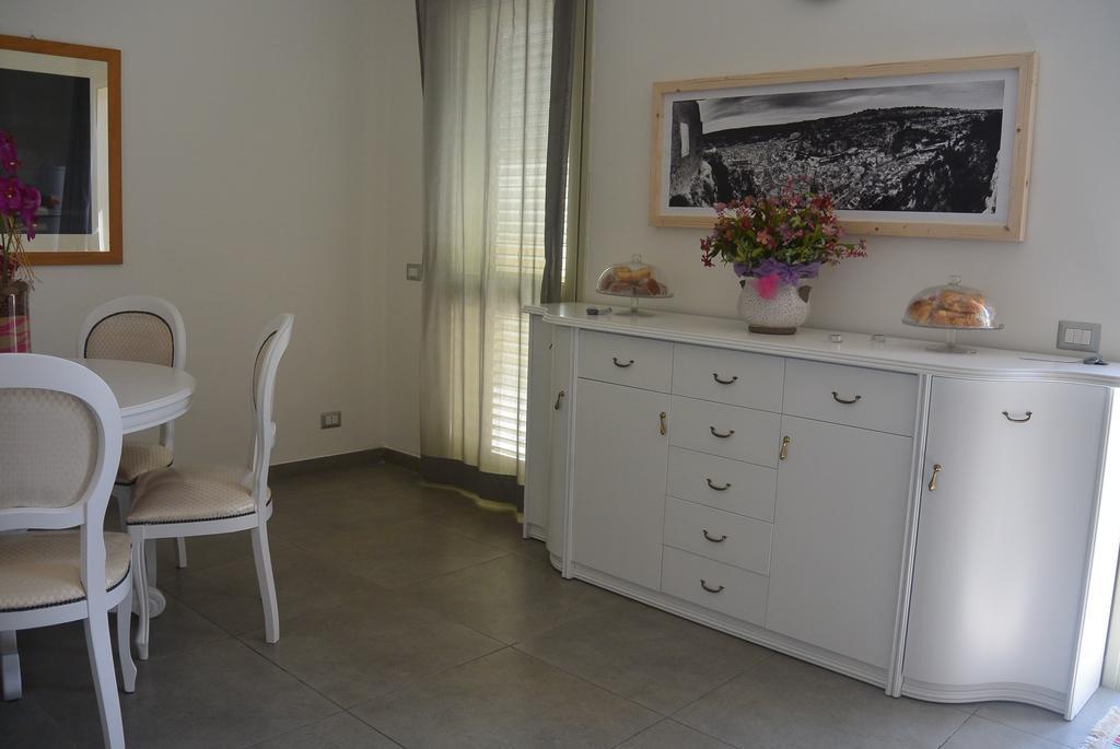 Le Signorine Bed & Breakfast Cava dʼAliga Exterior foto